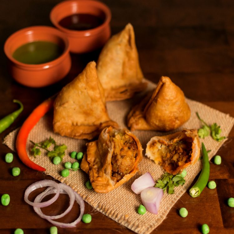 Haldiram Chicken samosa Frozen 20stk 700g