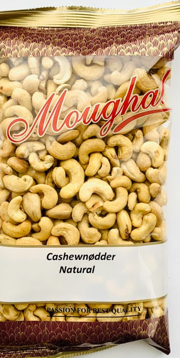 Bag of Moughal Cashewnodder Natural cashews with a visible brand logo on a white background.